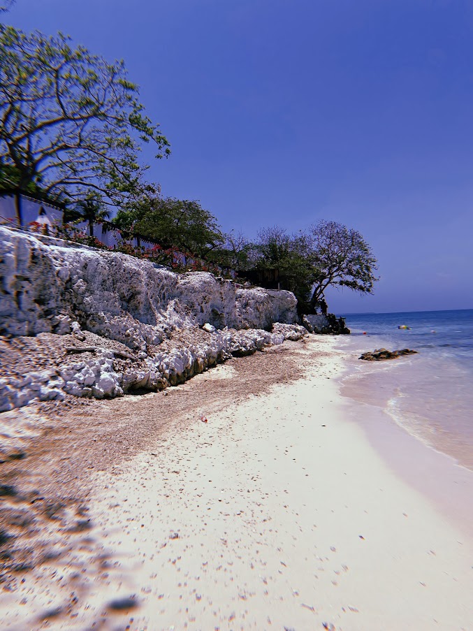 rosario beach cartagena colombia