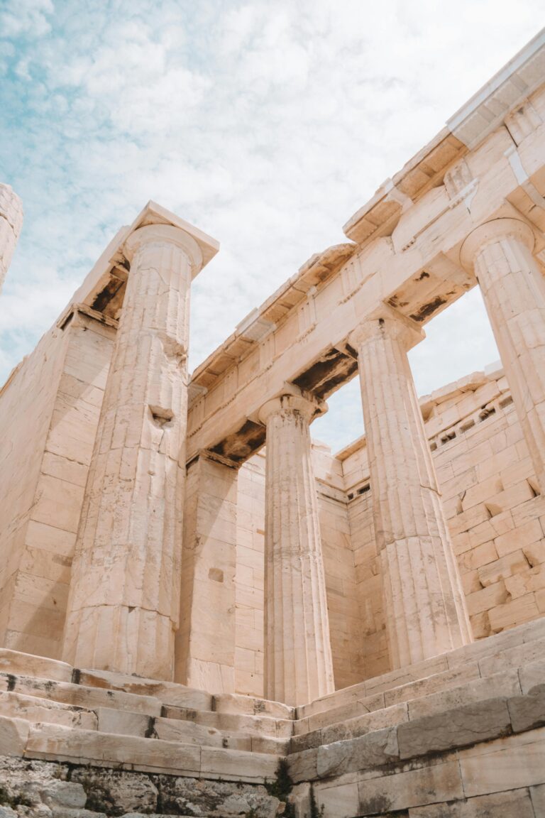 is athens safe for solo travelers